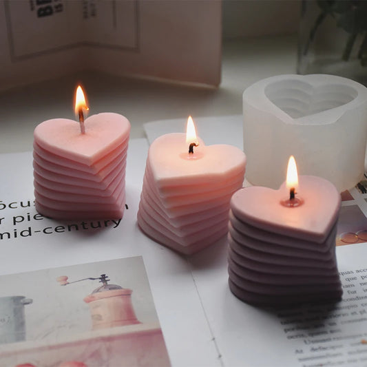 3D Rotating Love Candle